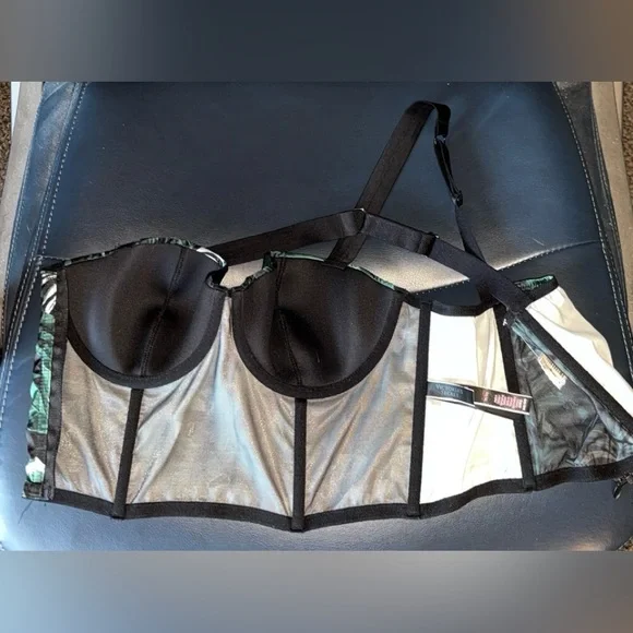 Victoria's Secret Tropical Print Bustier Top - Black and Green - Picture 3 of 4